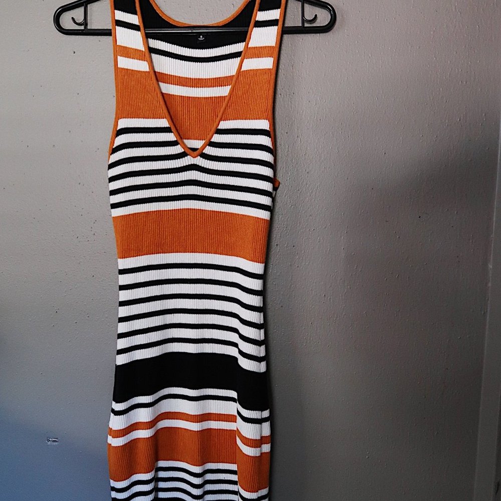 Kendall + Kylie Dress - Picture 4 of 8